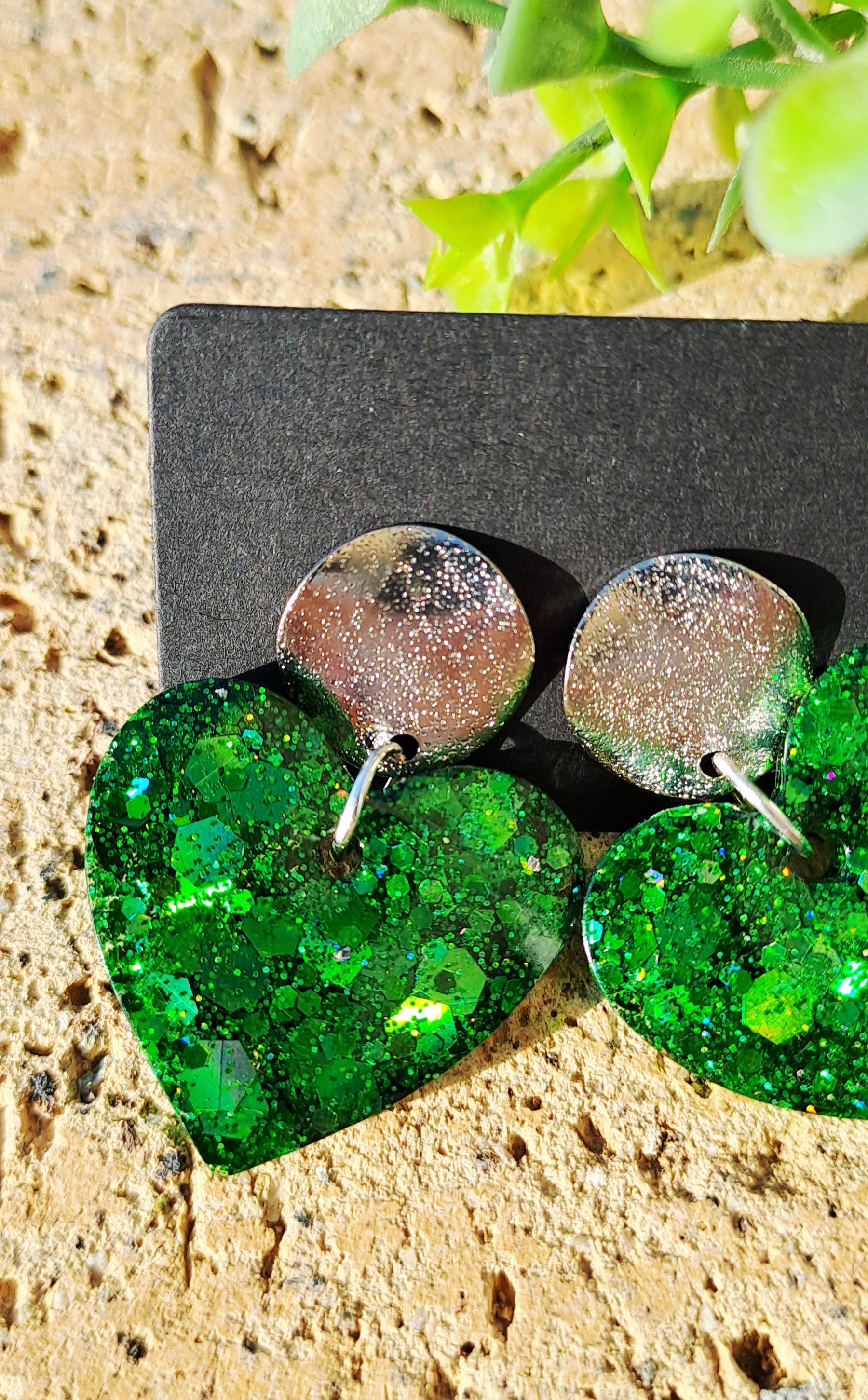 Boucles d'oreilles artisanales coeur vert
