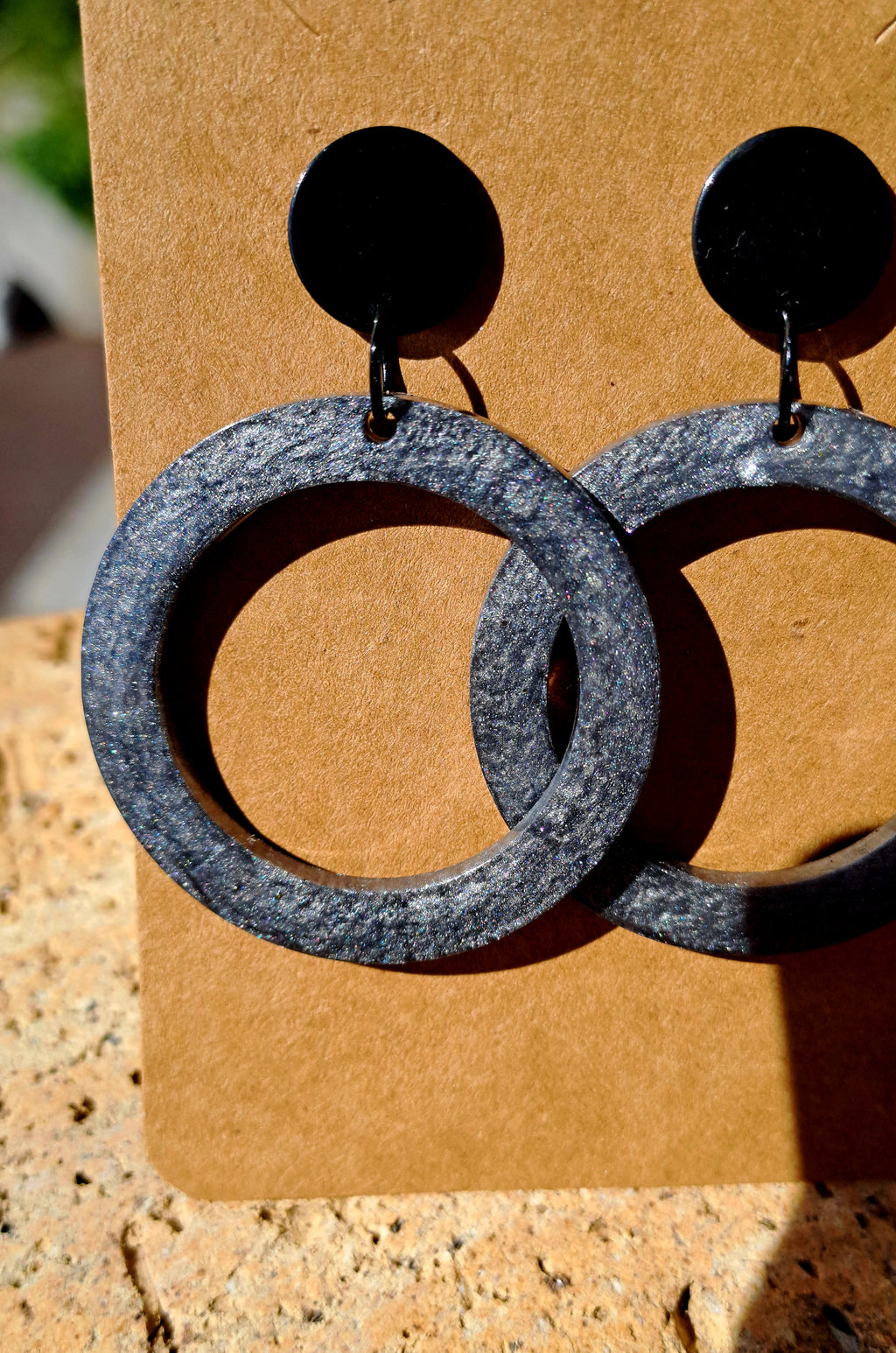 Boucles d'oreilles artisanales gris nacré