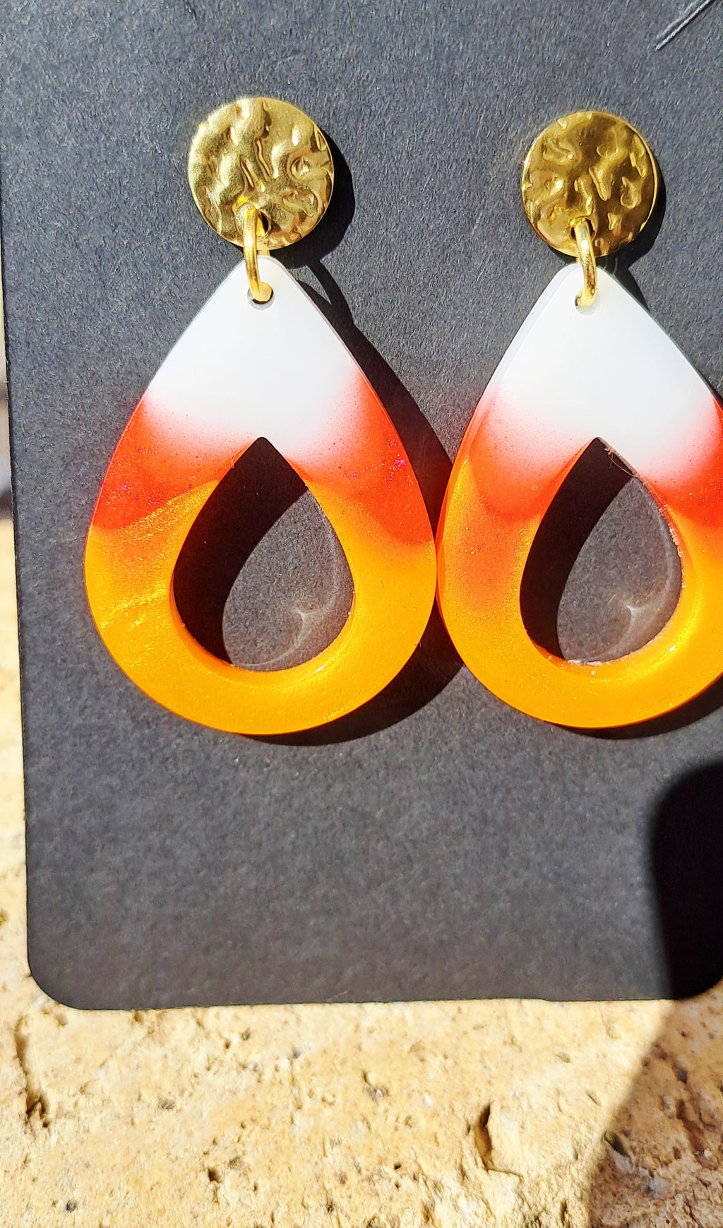 Boucles d'oreilles artisanales rouge orange blanc
