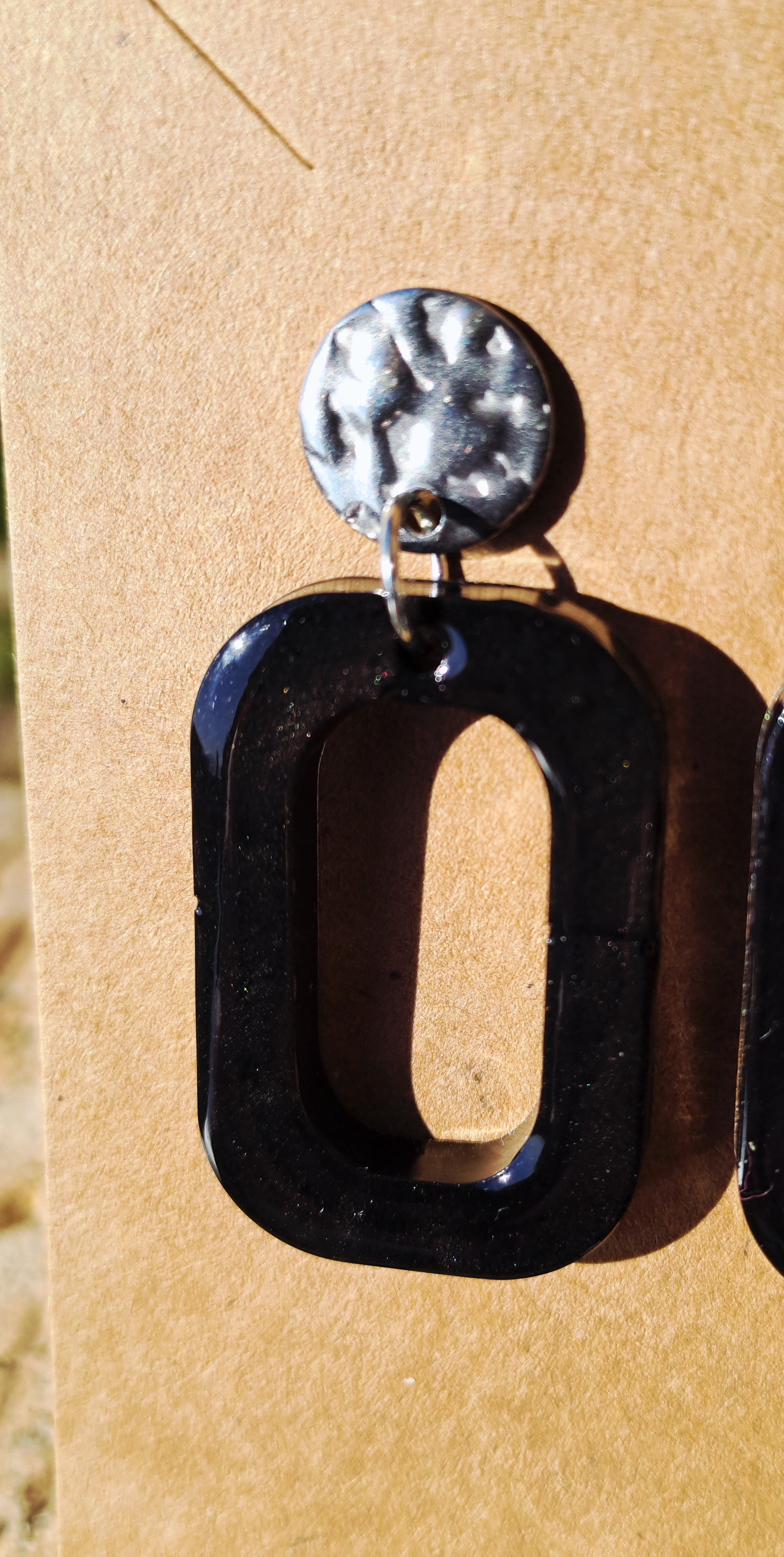 Boucles d'oreilles artisanales noires