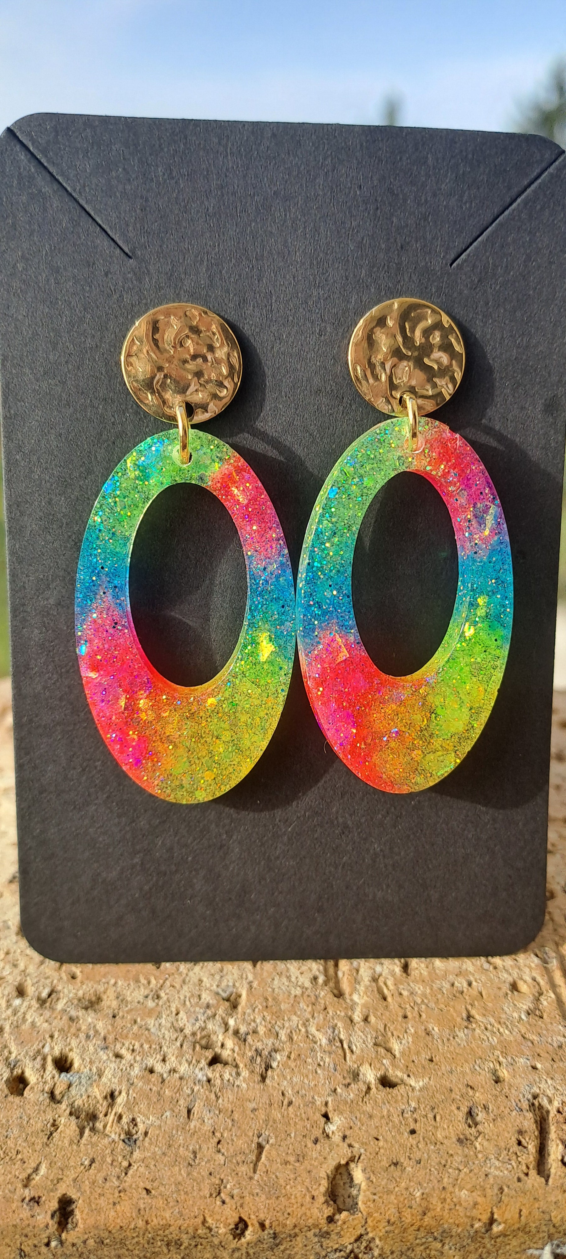 Boucles d'oreilles artisanales ovales fluo