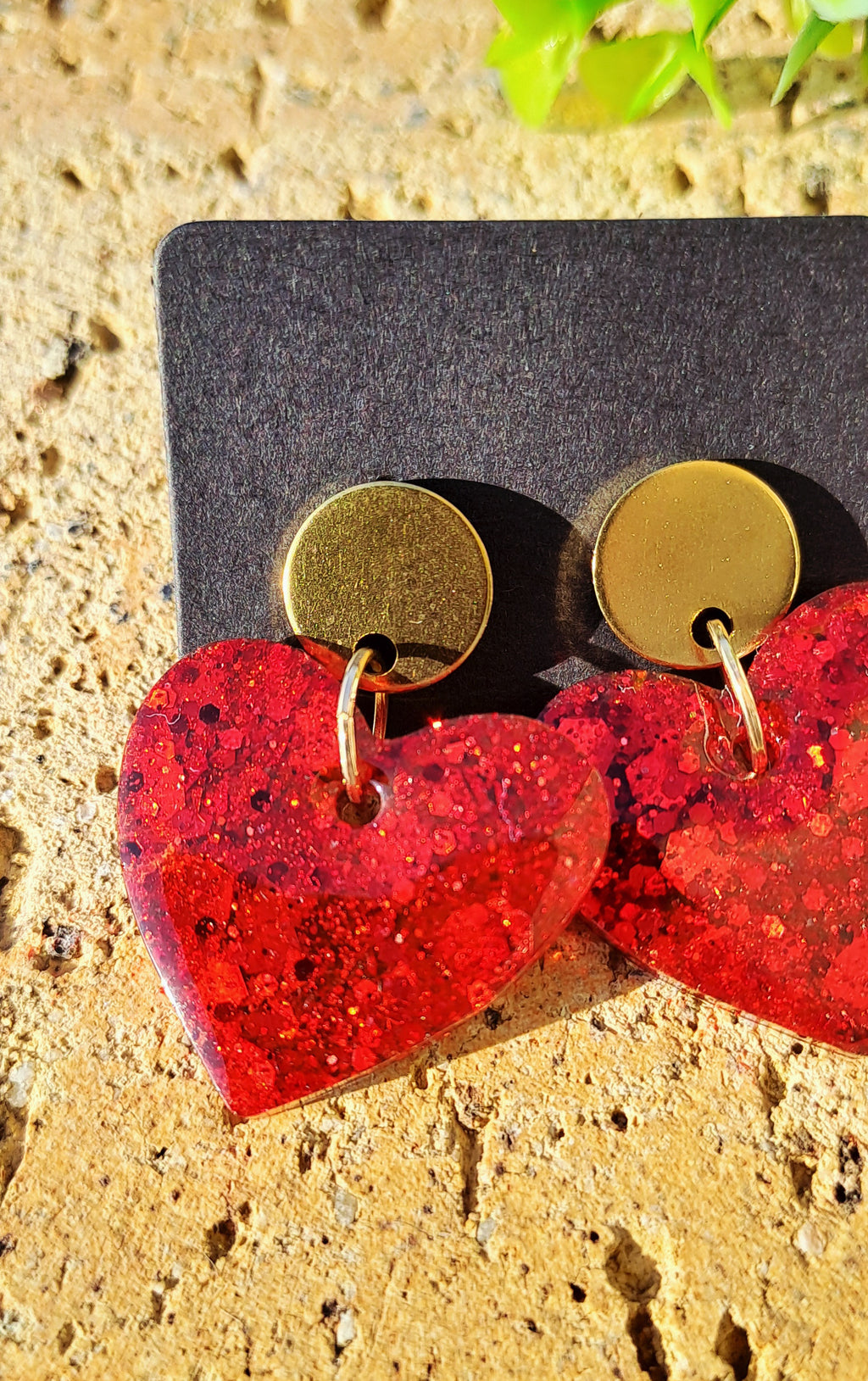 Boucles d'oreilles artisanales coeur rouge