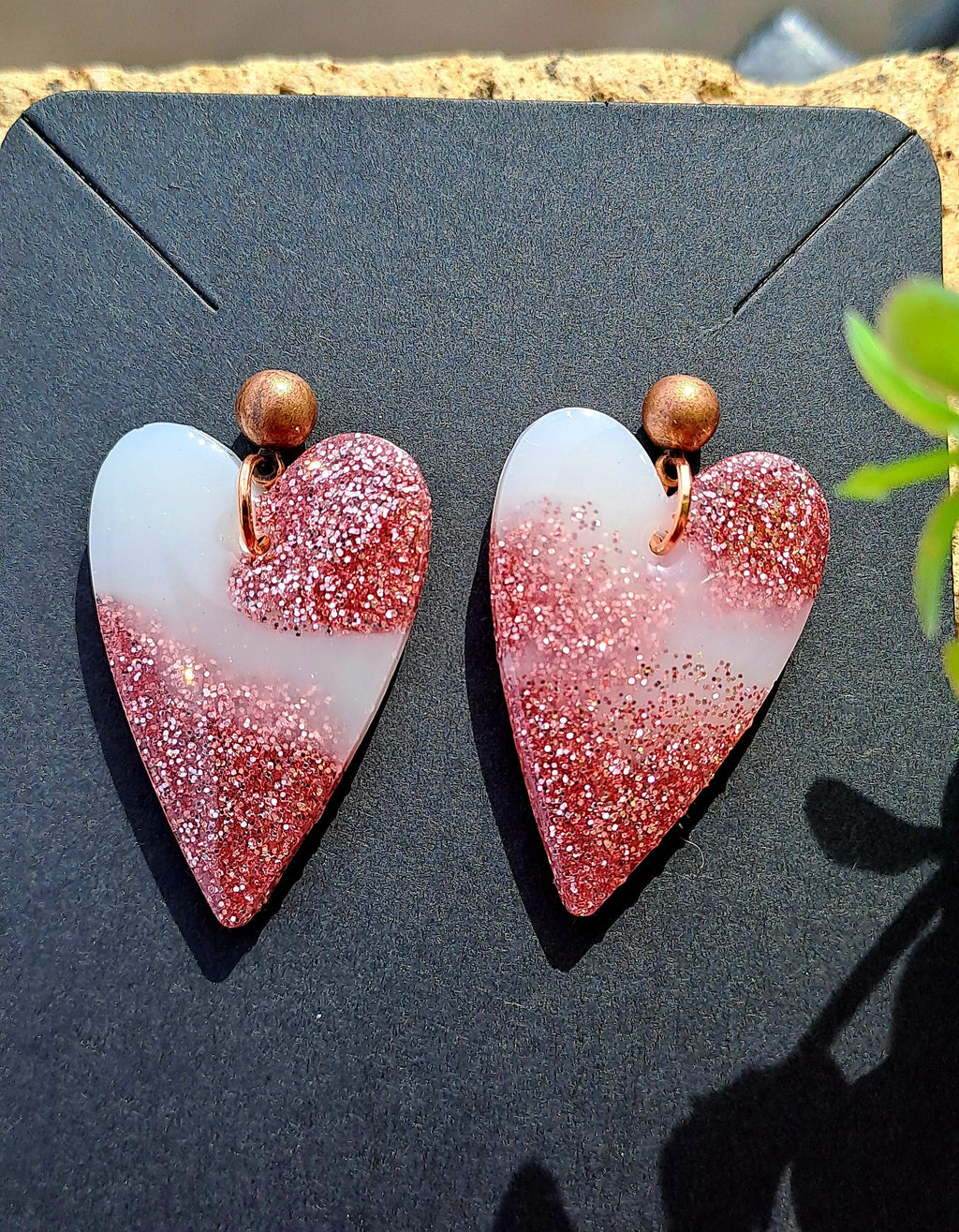 Boucles d'oreilles artisanales coeur rose et blanc