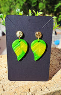 Boucles d'oreilles artisanales feuilles vert et jaune