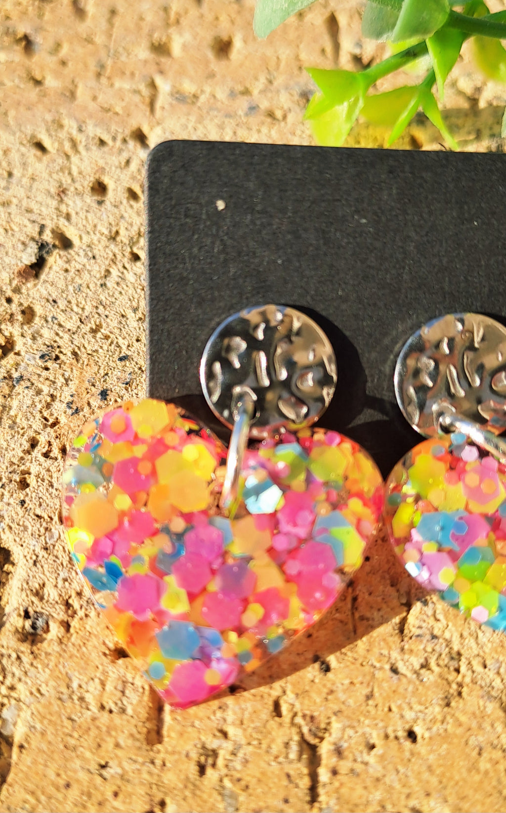 Boucles d'oreilles artisanales coeur confettis 🎊